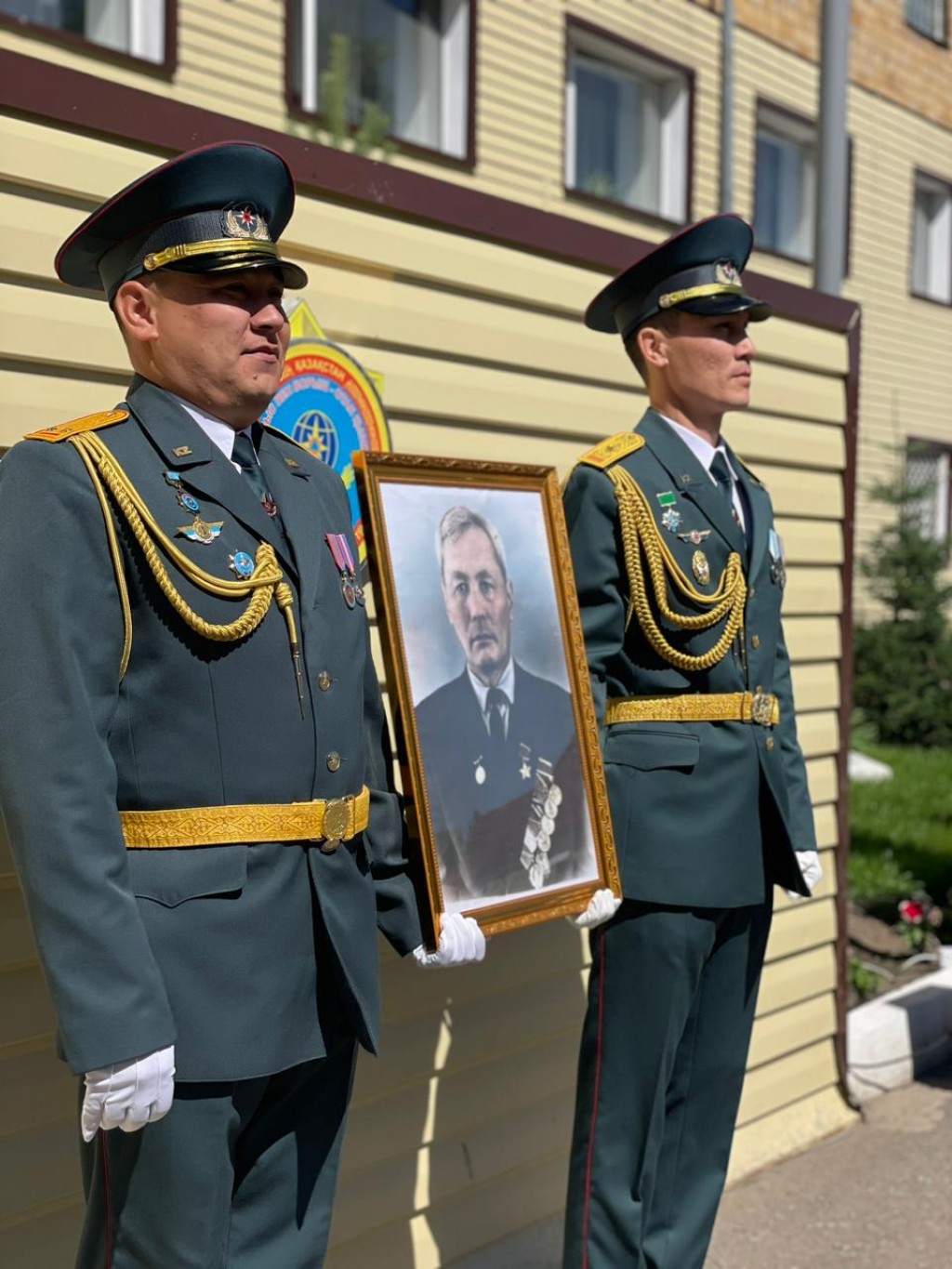 Карагандинской воинской части 52859 МЧС РК присвоено имя Героя Советского Союза Мартбека Мамраева