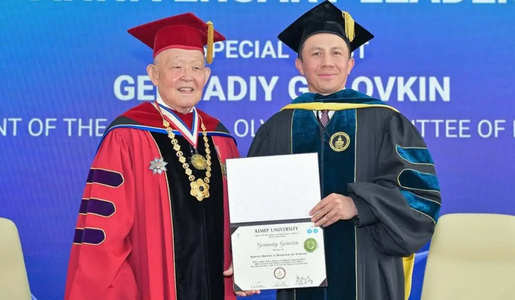 Геннадий Головкин құрметті дәрігер болды