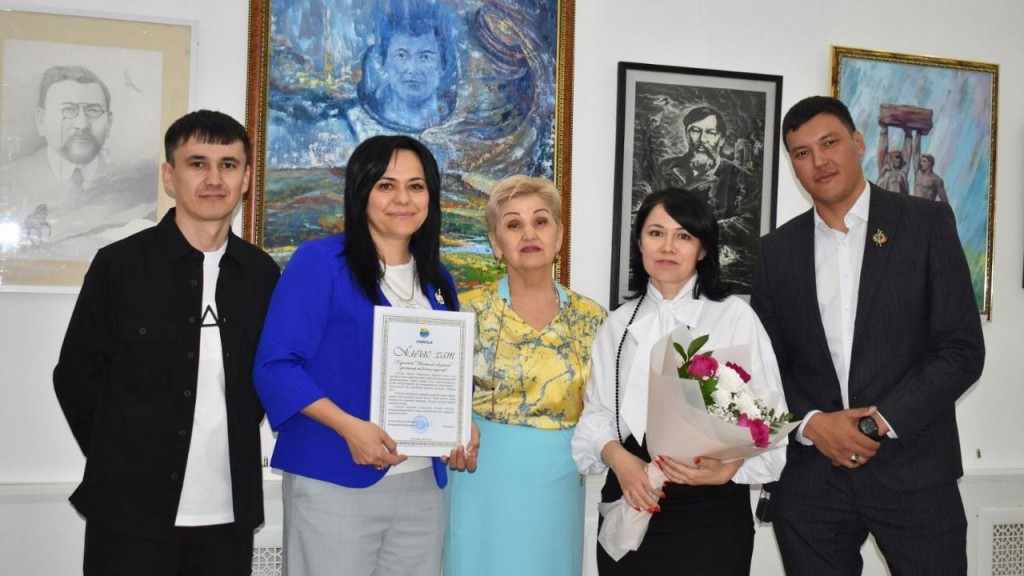 Шахтинские художники покоряют Синегорье