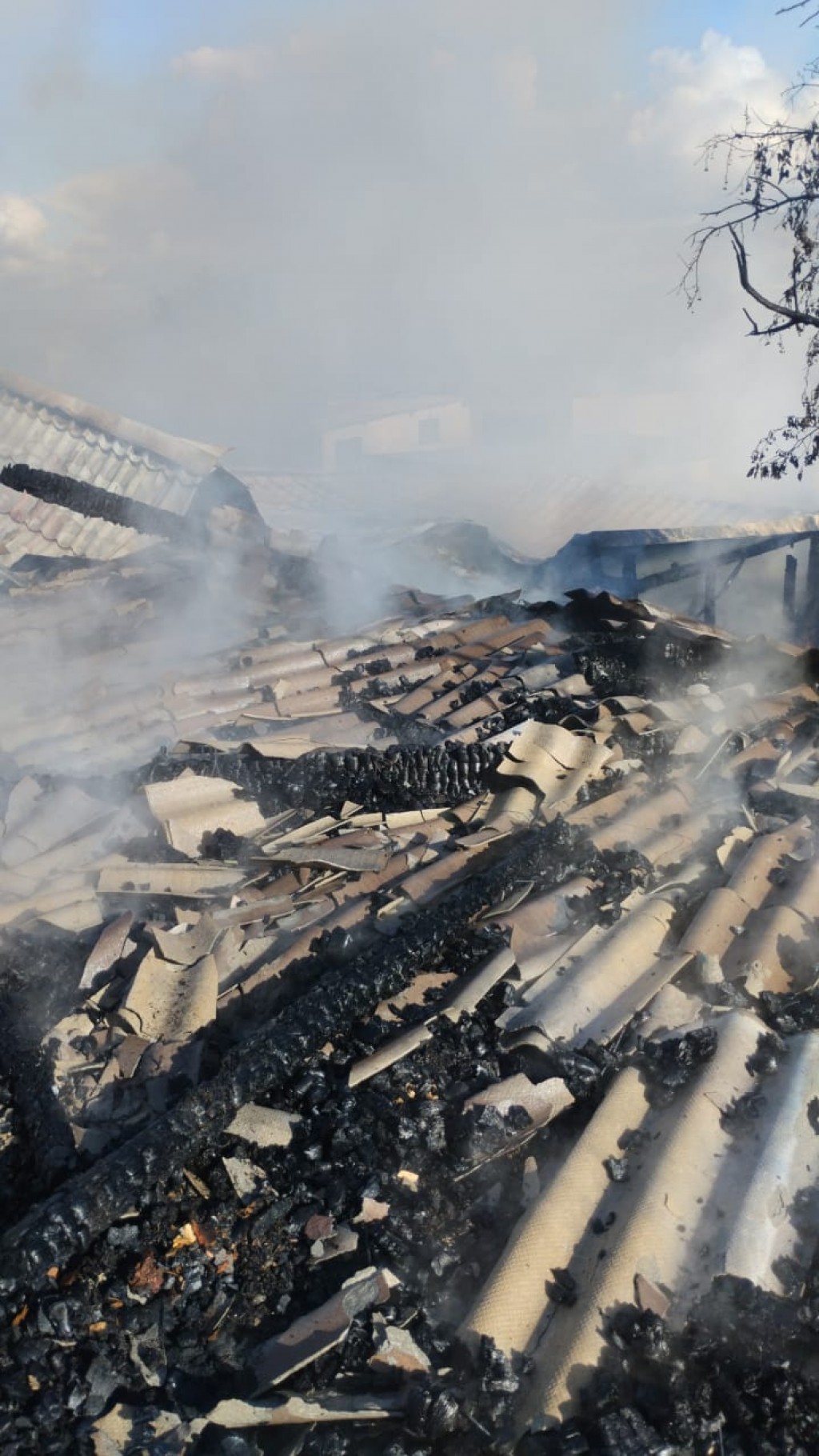 Крыша частного дома горела в селе Ботакара