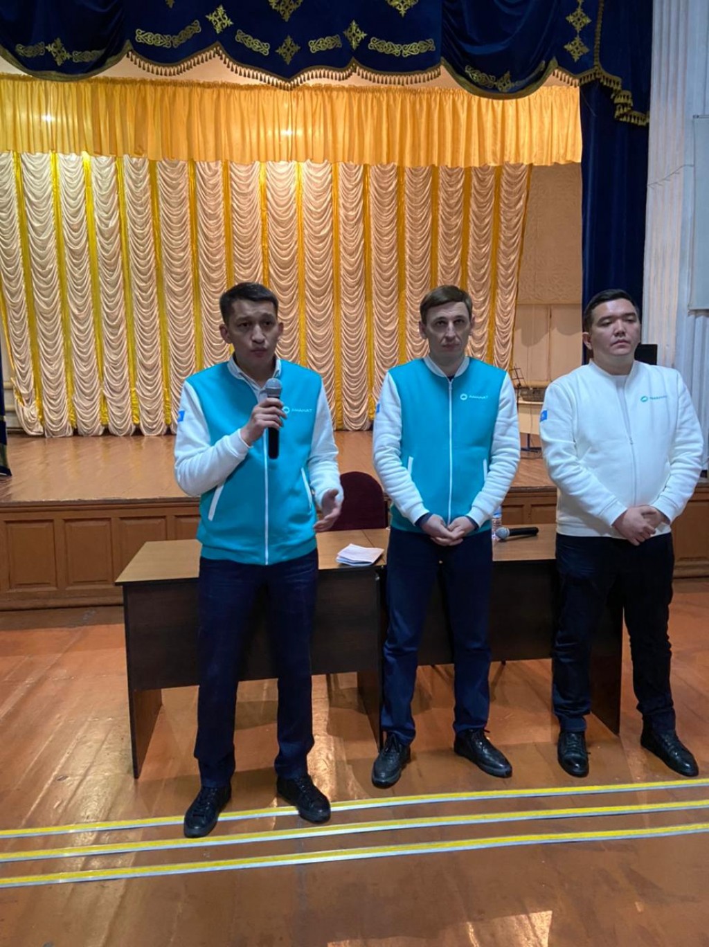 Члены республиканского штаба партии «AMANAT» встретились с жителями Нуринского района