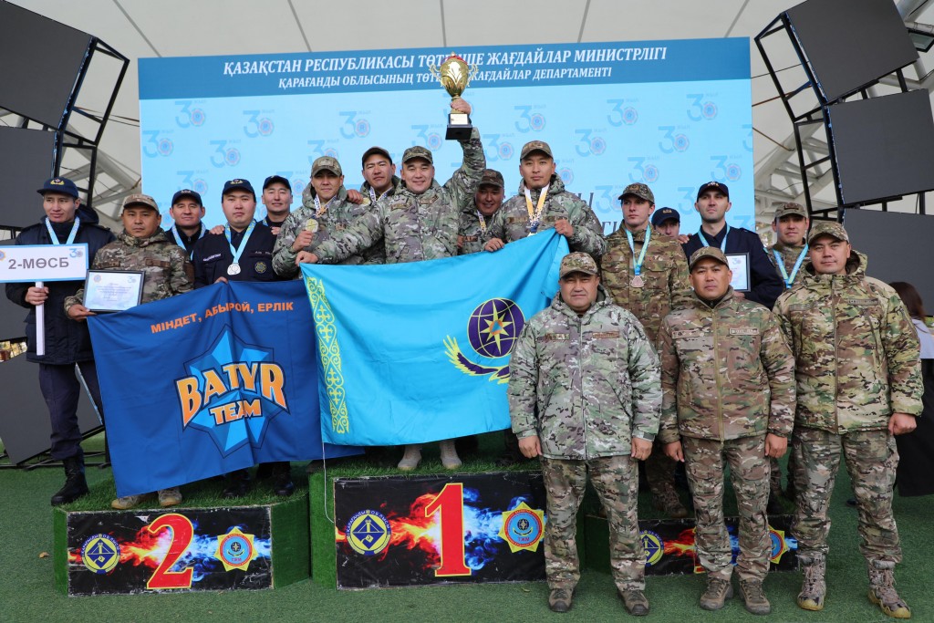 Когда спорт – часть профессии: пожарный кроссфит прошел в Караганде