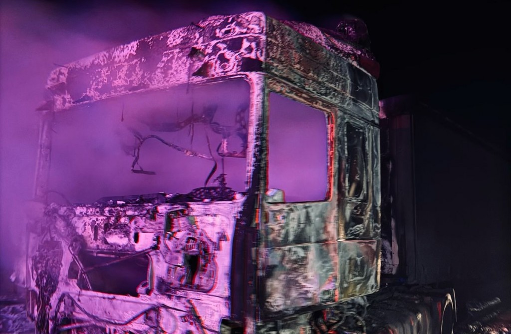 Қарағанды облысының жолында орташа тоннажды фураның кабинасы өртенді