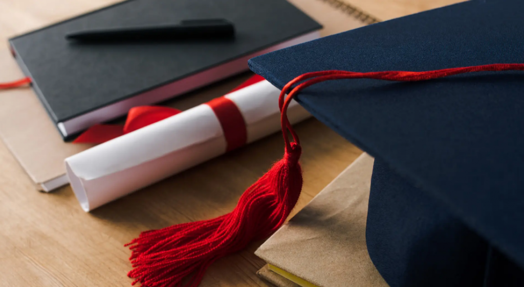 Аттестат о среднем образовании в цифровом виде появился в eGov Mobile