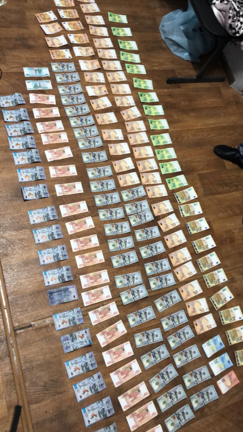 Два курьера задержаны темиртаускими киберполицейскими