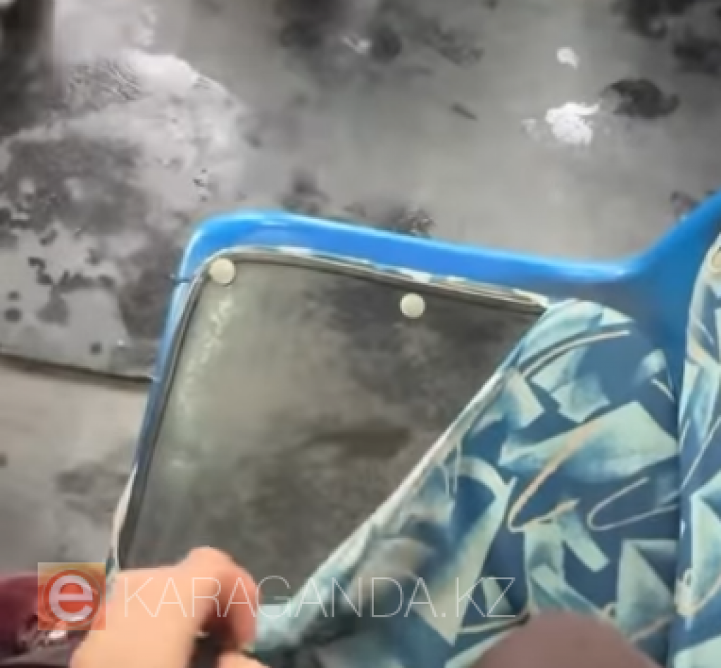 В Караганде сняли с рейса автобус маршрута № 29 после жалобы пассажиров