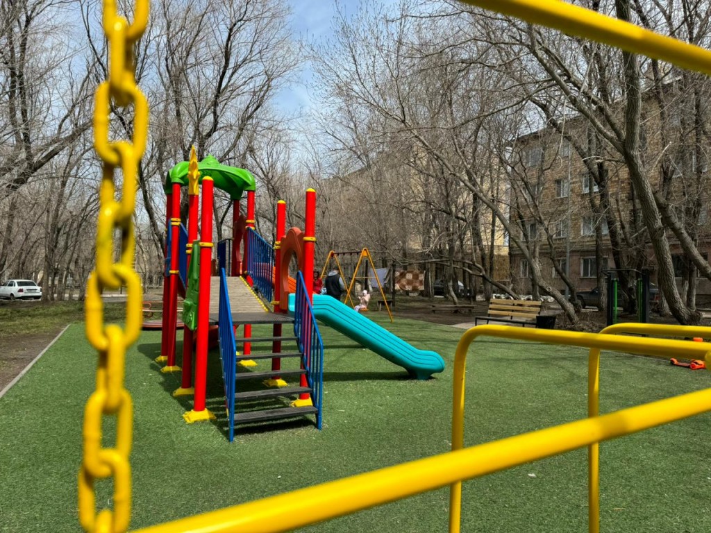 Новые детские и спортивные площадки, скверы и мини-скверы появятся этим летом в Караганде