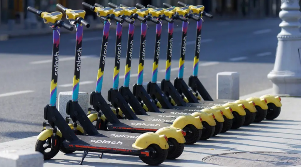 Казахстанцы просят МВД запретить аренду электросамокатов