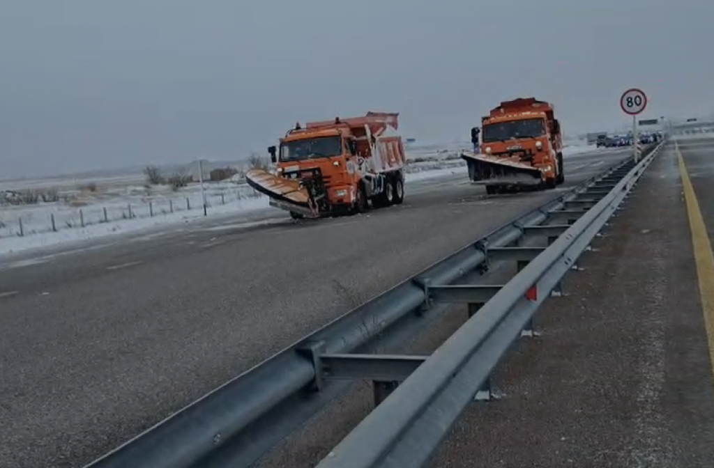 Астана – Теміртау тас жолында 2000-нан астам автокөлікті бағаналар өткізіп жатыр