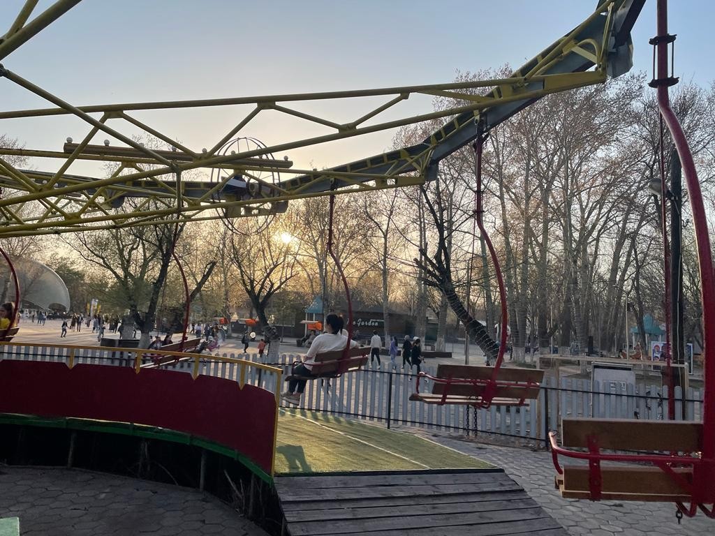 Сегодня в Центральном парке Караганды аттракционы не работают