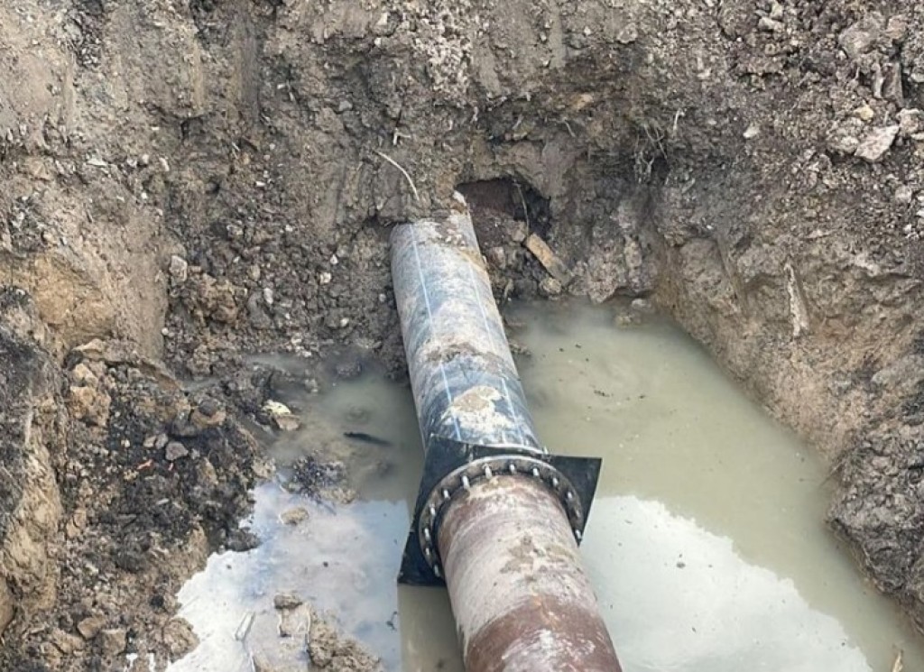 Аварийные работы на водопроводе завершились в Караганде