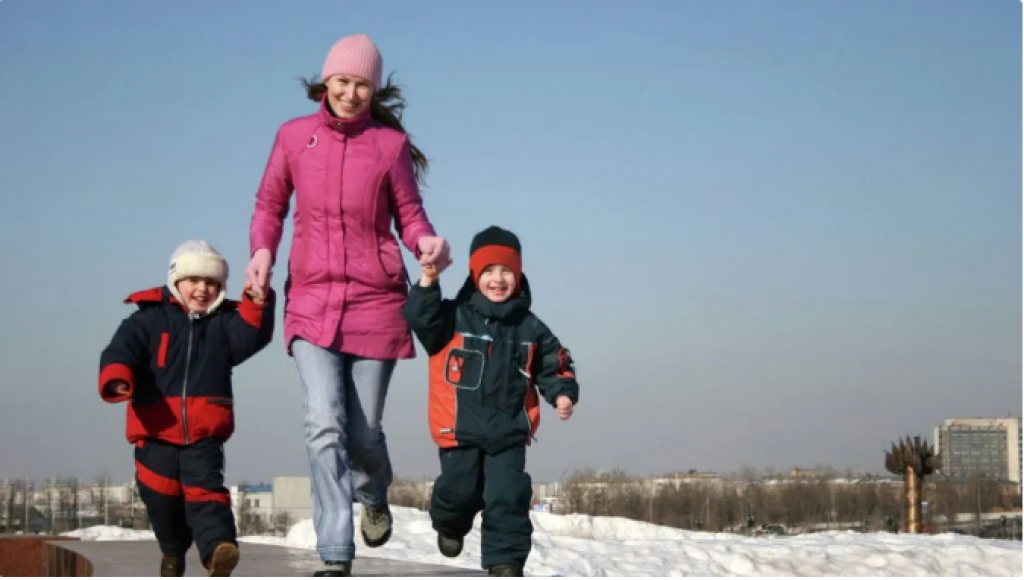 В 2025 году на пособия по уходу за ребенком в Казахстане выплачено более 153 млрд тенге