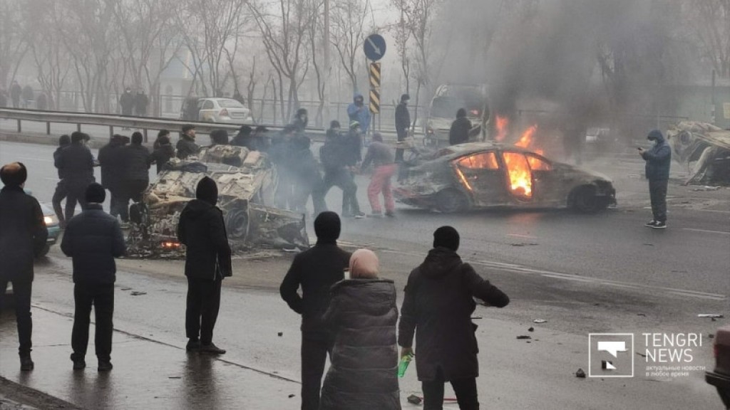 Генпрокурор: Огонь по нападавшим был открыт до выступления Президента