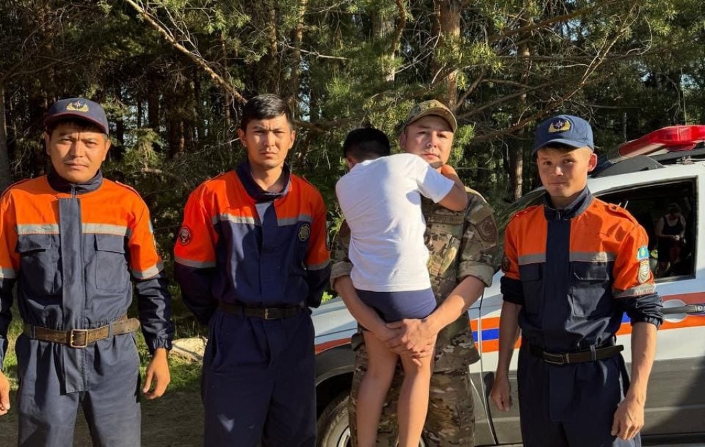 В Каркаралинске нашли ребенка, заблудившегося в лесу