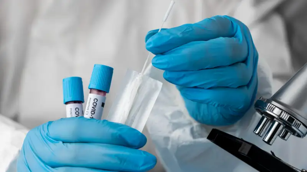 Какой штамм коронавируса циркулирует в Казахстане и насколько он опасен