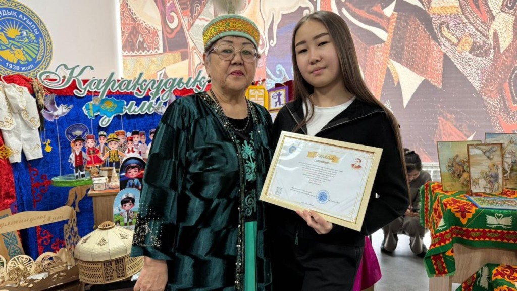 Школьница из Бухаржырауского района победила на республиканском конкурсе «Домбырамен өрілген жыр»
