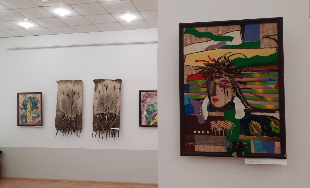 Женский взгляд: мемориальную выставку работ Людмилы Бойковой открыли в Караганде