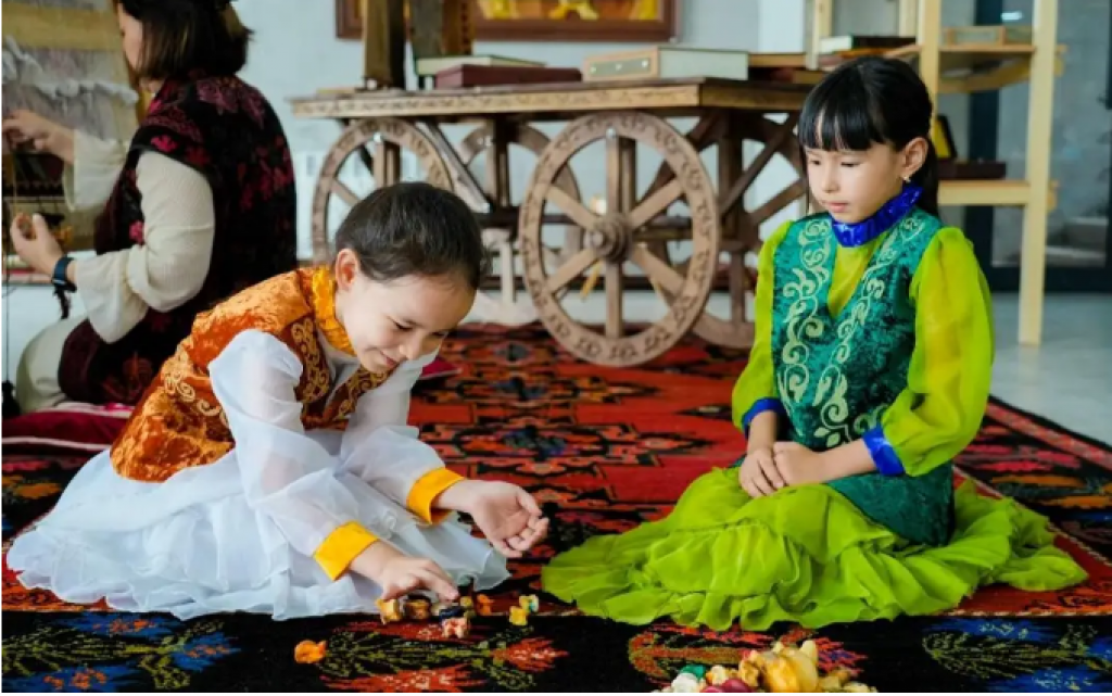 Еще 8 центров креативной индустрии откроют в Казахстане