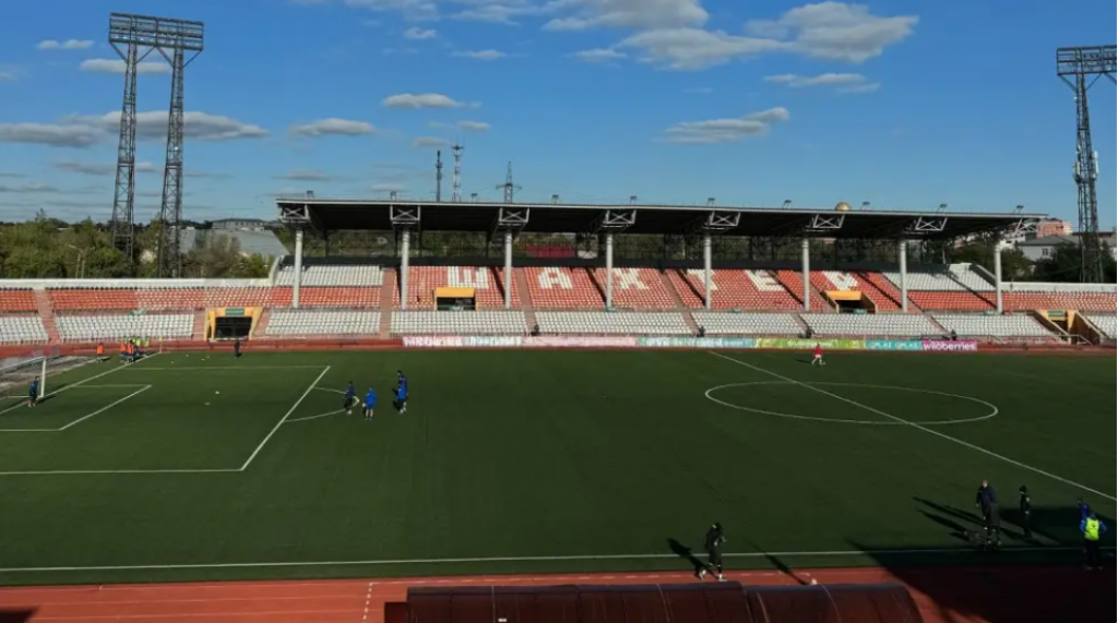 Аким рассказал о дальнейшей судьбе одного из старейших стадионов Казахстана