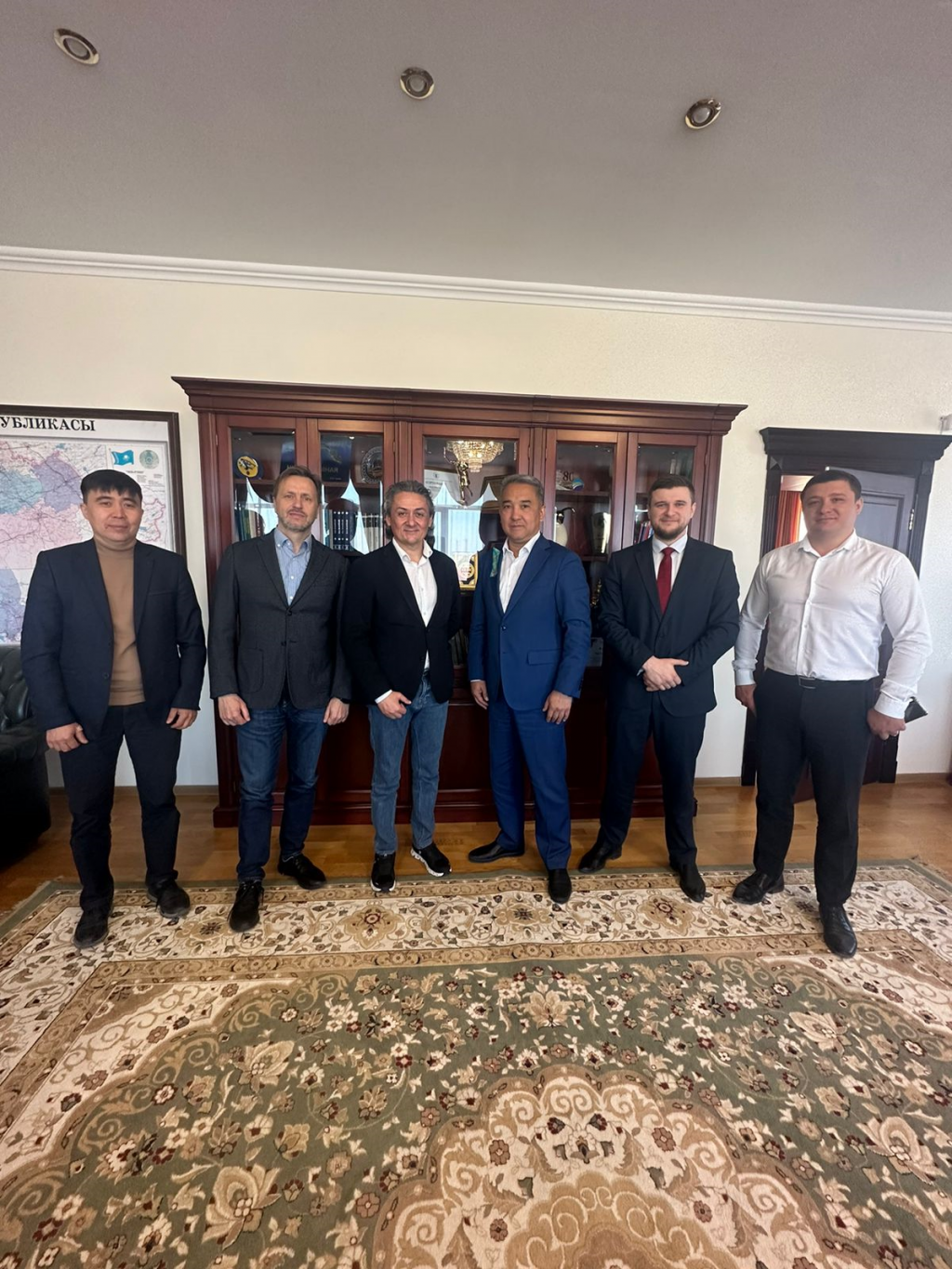 Аким Караганды встретился с главным исполнительным директором Beeline Казахстан