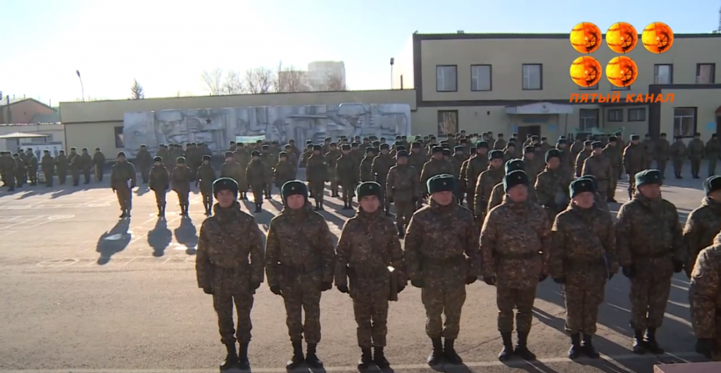 В Караганде гвардейцы сдали осенний экзамен