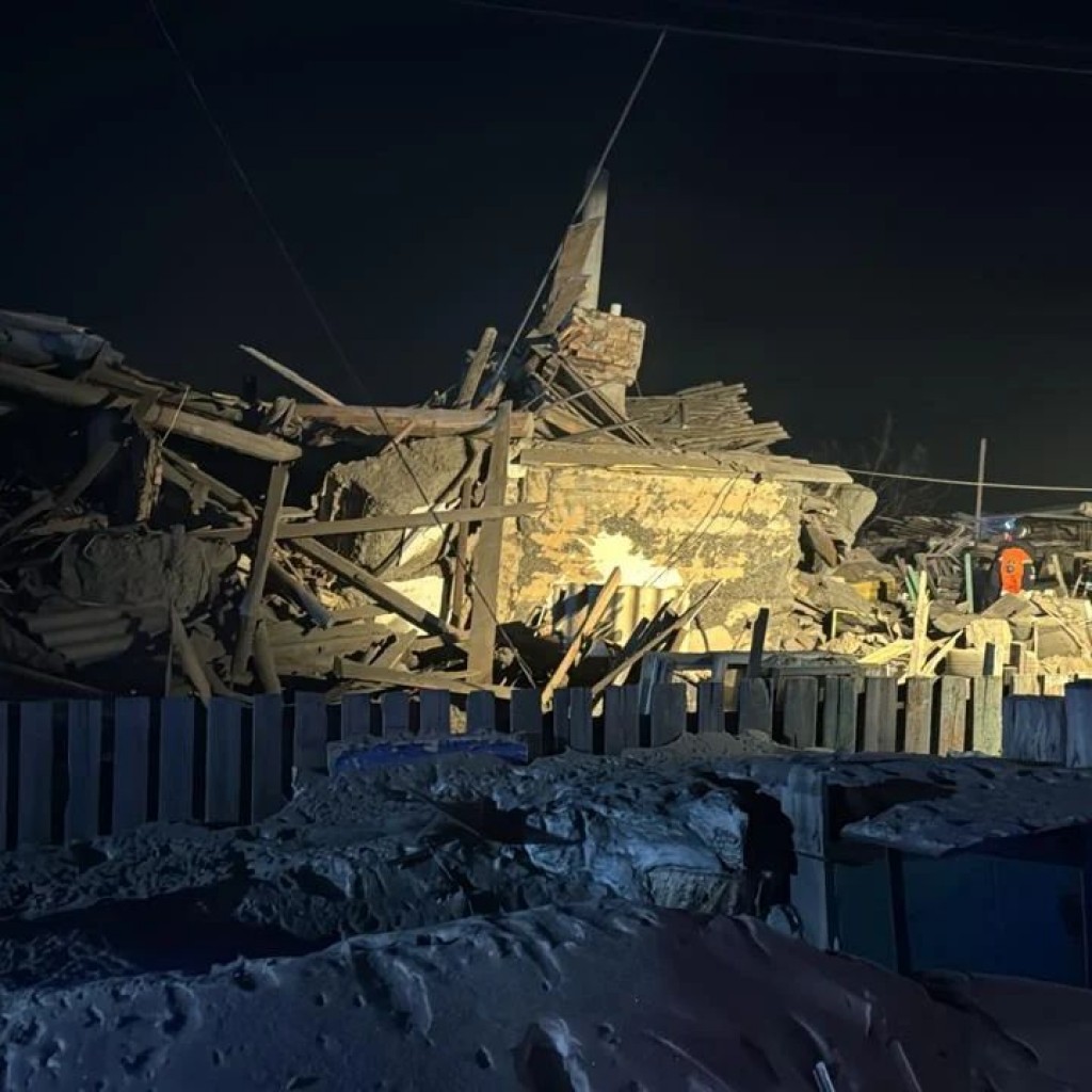 Спасатели назвали причину взрыва в жилом доме в Караганде