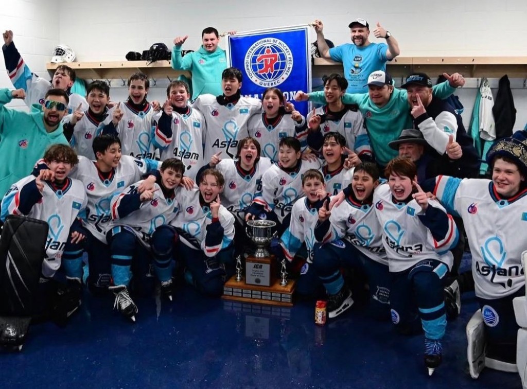 Карагандинцы – чемпионы Квебека: юные хоккеисты покорили Канаду