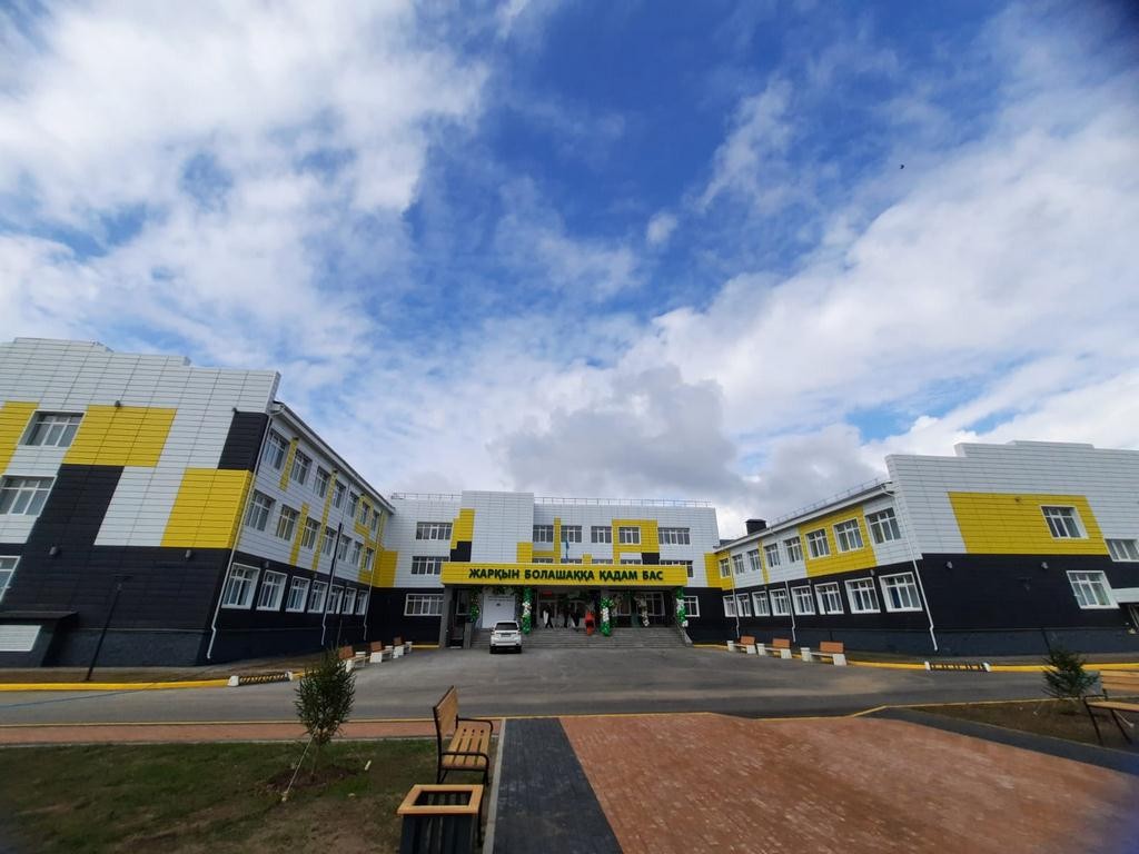 Новая школа открылась в карагандинском микрорайоне Кунгей