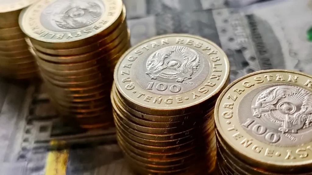 Как получить выплату по потере работы: все, что нужно знать уволенным казахстанцам