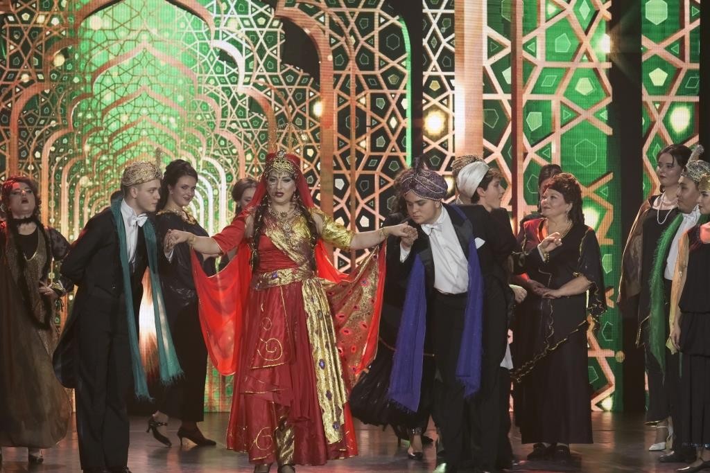 Карагандинский театр музкомедии закроет сезон гала-концертом