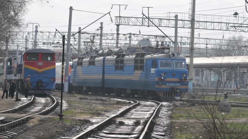 Граждане высказывают недовольство: Токаев высказался о пассажирских вагонах