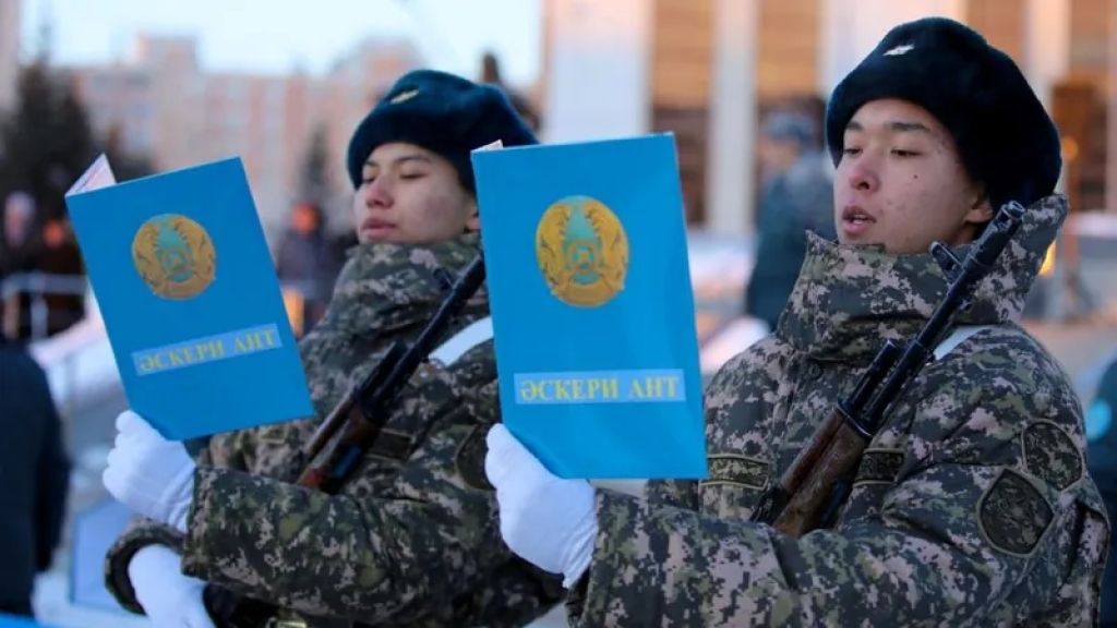 Сенбі күнгі жезөкшенің видеосы