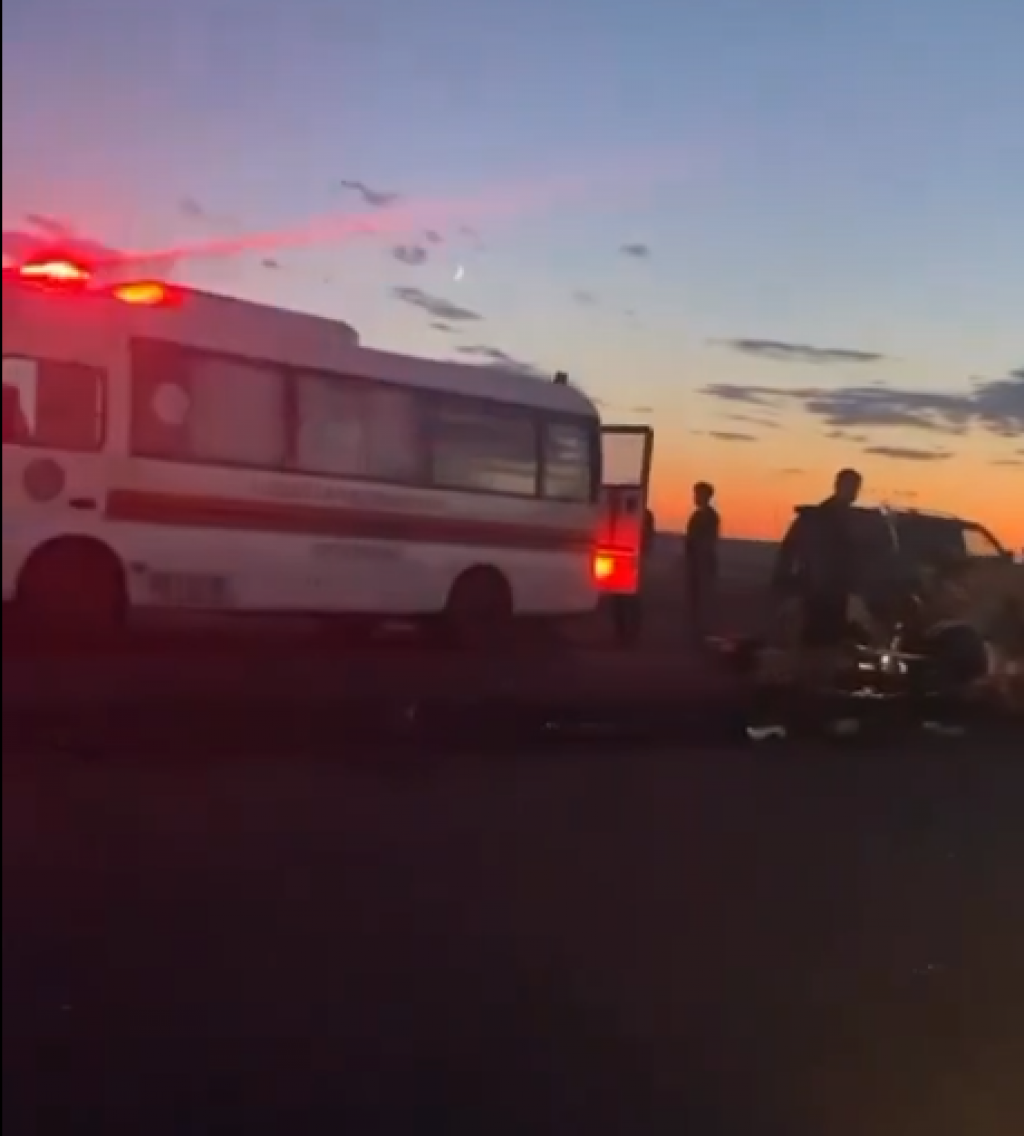 На трассе Караганда – Балхаш перевернулся Lexus: три человека погибли