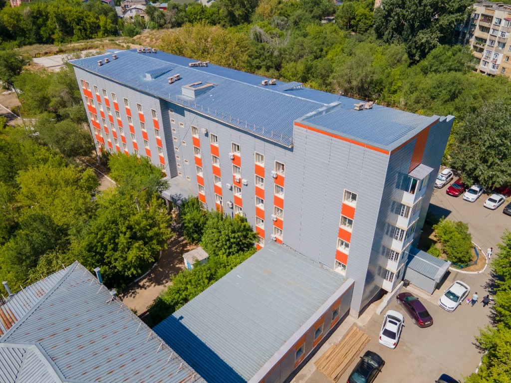 «Нам говорят, что мы бесчувственные» - директор Онкоцентра Караганды ответил на самые волнующие вопросы