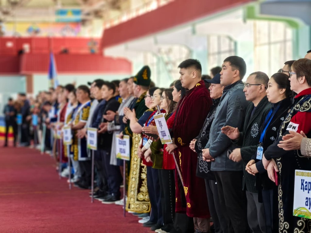 Ұлттық спорт түрлері күні: мемлекеттік қызметшілер арасында турнир Қарағандыда өтті