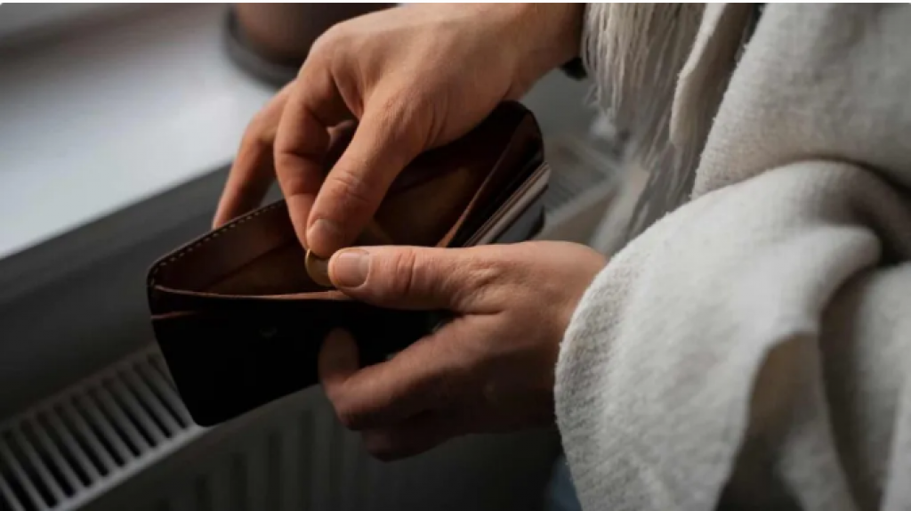 Депутат предложил пересмотреть размер минимальной заработной платы