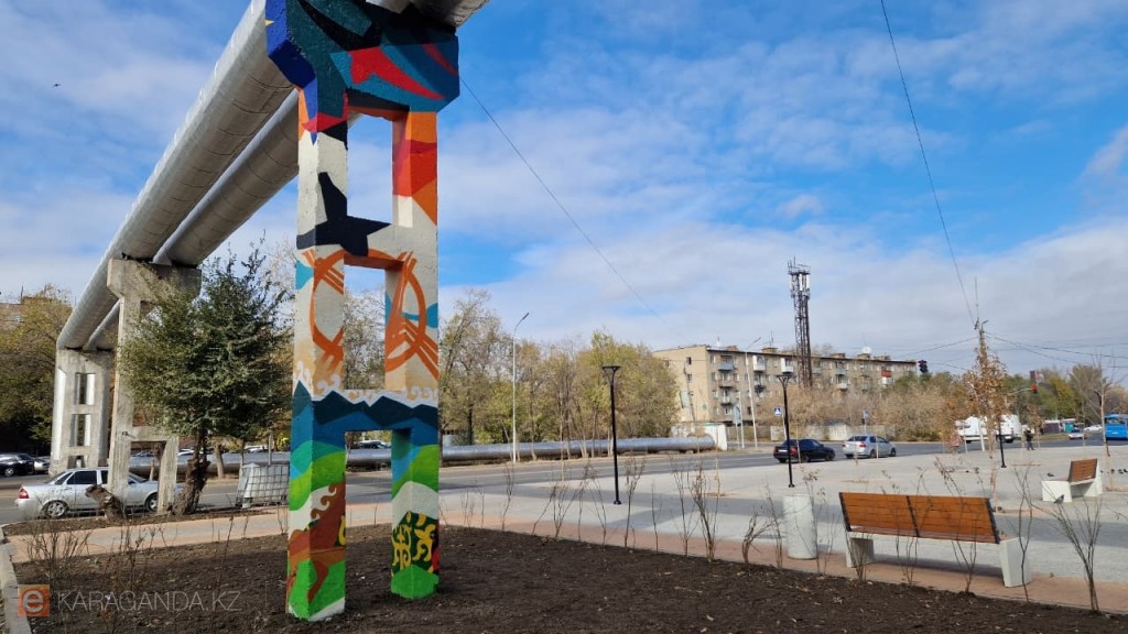 В Караганде сквер у автостанции стал современнее и уютнее