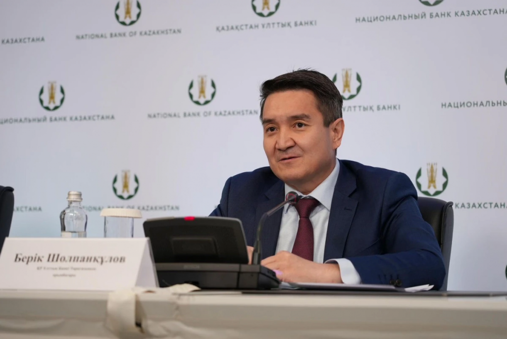 Зампред Нацбанка не знает, сколько стоят продукты в Казахстане