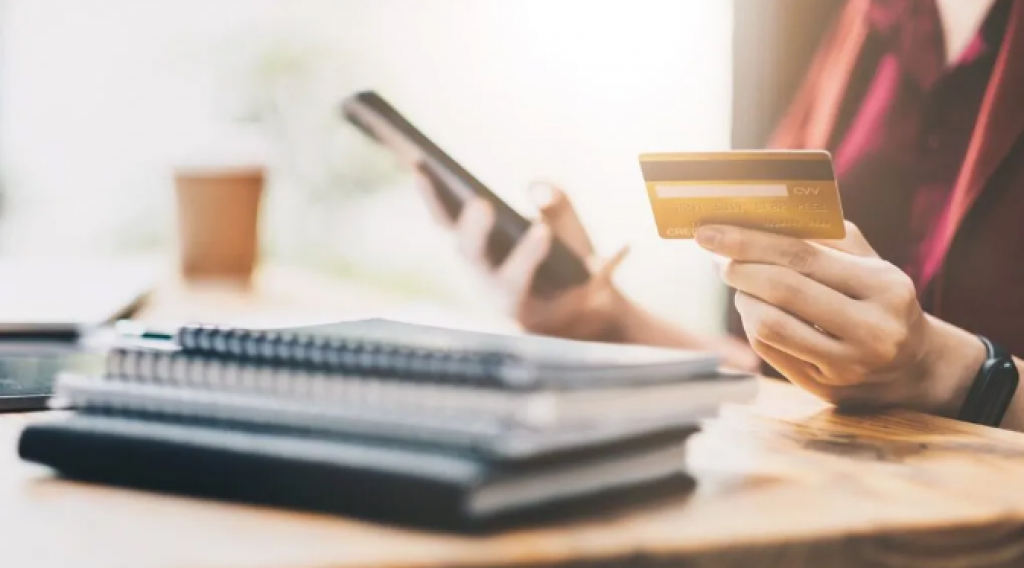 Традиционные банки откроют «исламские окна»: что это значит?