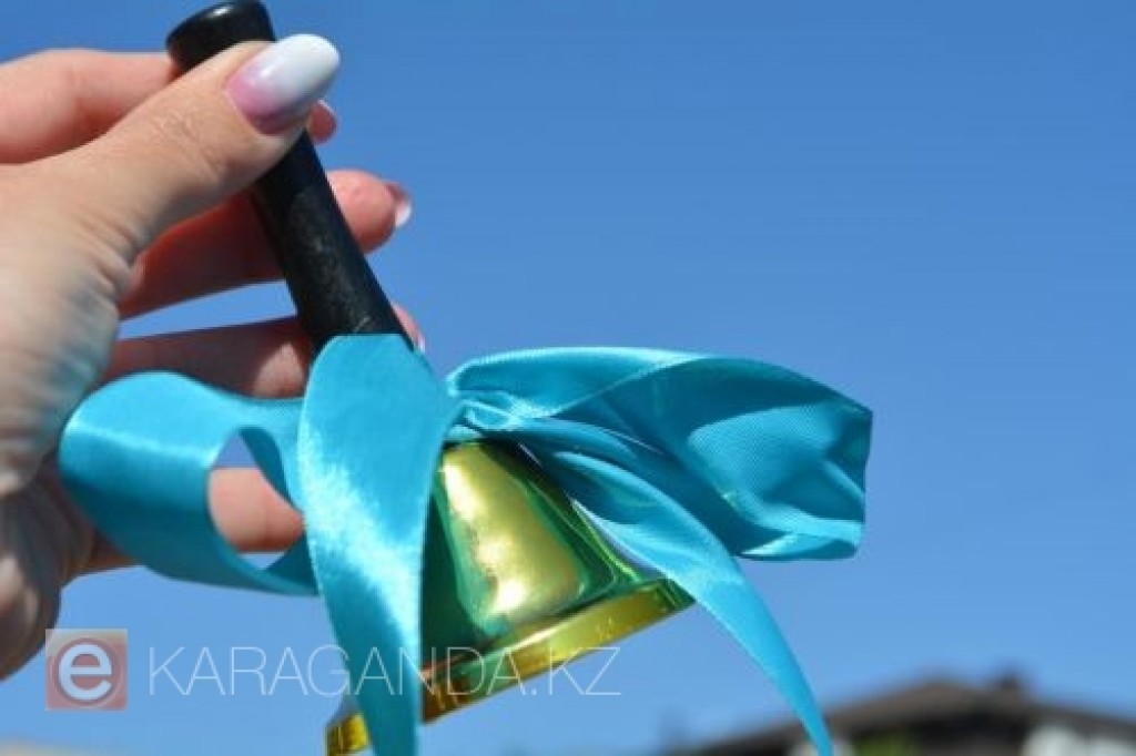 Сбор денег на выпускные в Казахстане строго запрещен — Минпросвещения