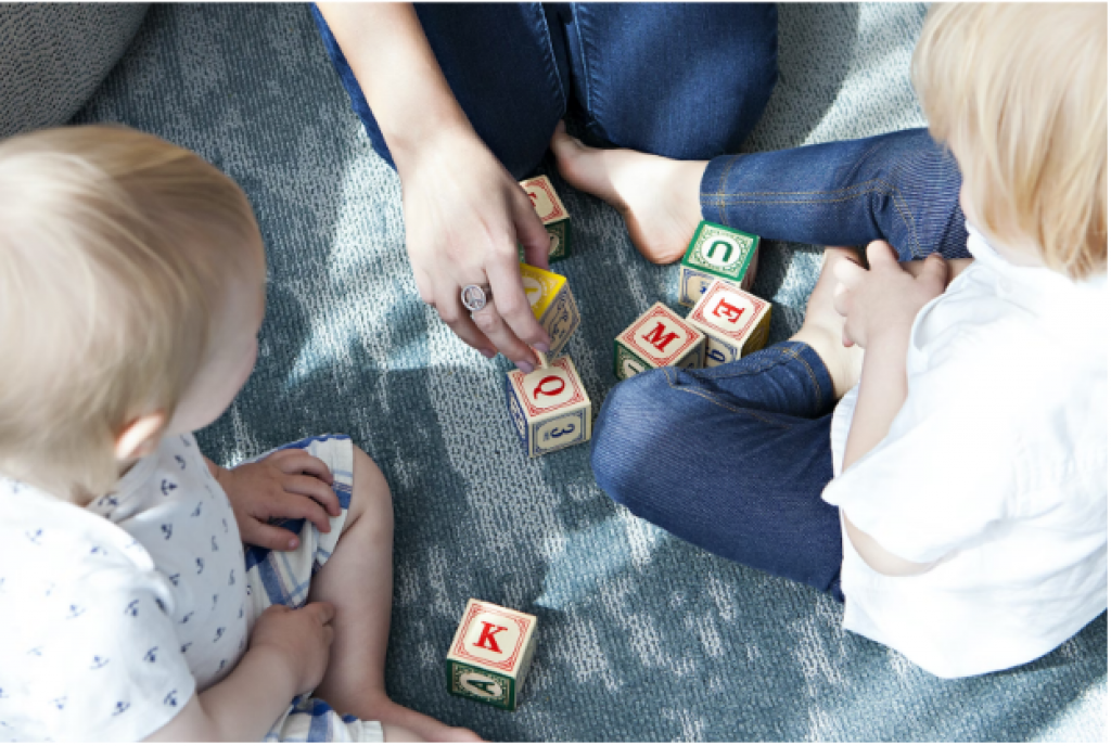 Как выбрать няню для ребенка