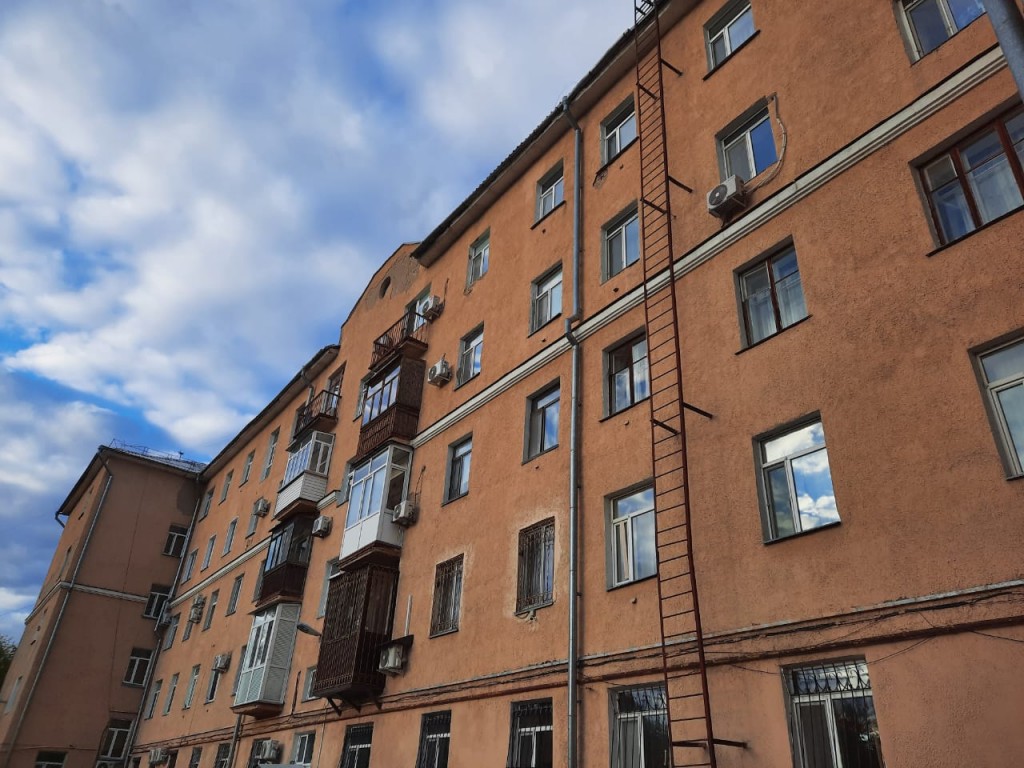 Кому из сотрудников правоохранительных органов Казахстана положены выплаты на жилье