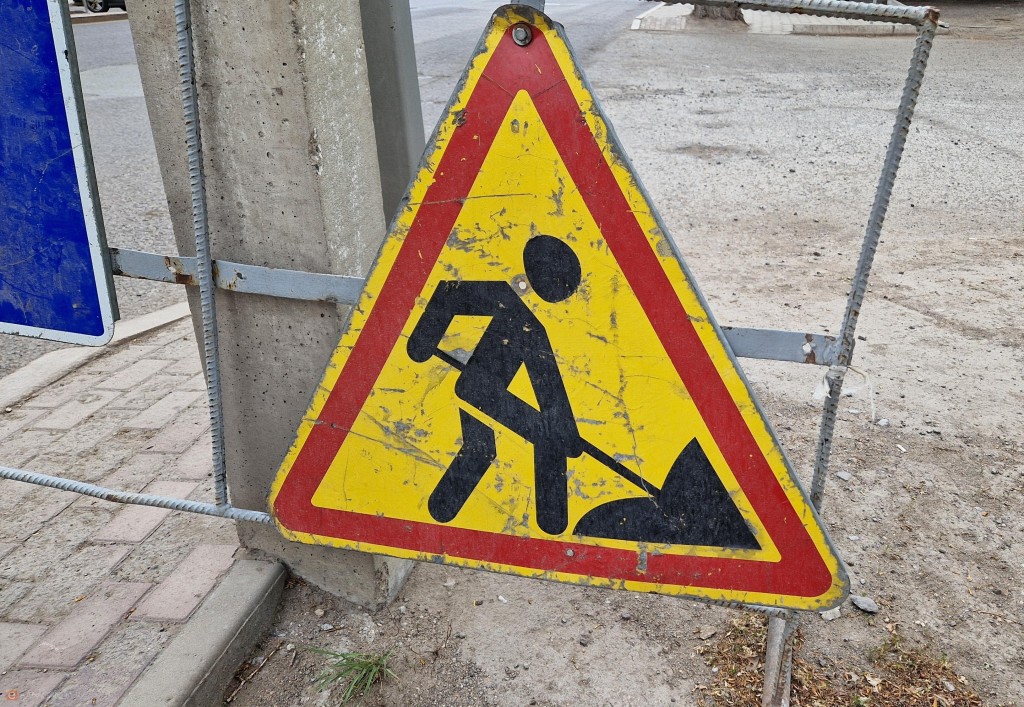 Перекрытие дороги: в Караганде продолжится ремонт улицы Ермекова