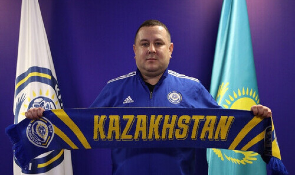 Покинувший сборную Казахстана тренер представлен в клубе «Шахтер»