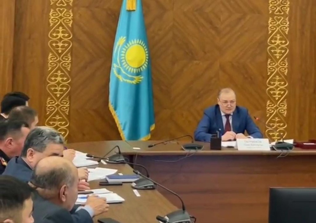 В Темиртау объявили ЧС: жители могут зарегистрировать факт срыва кровли в течение месяца