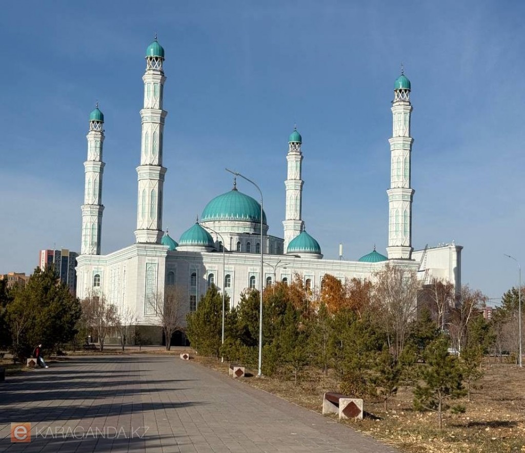 Нұрлан имам Қазақстанда оразаның басталу күнін түсіндірді