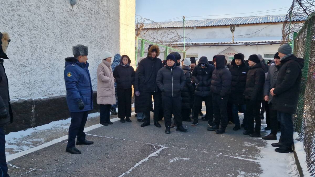 Студенты-юристы посетили карагандинскую колонию