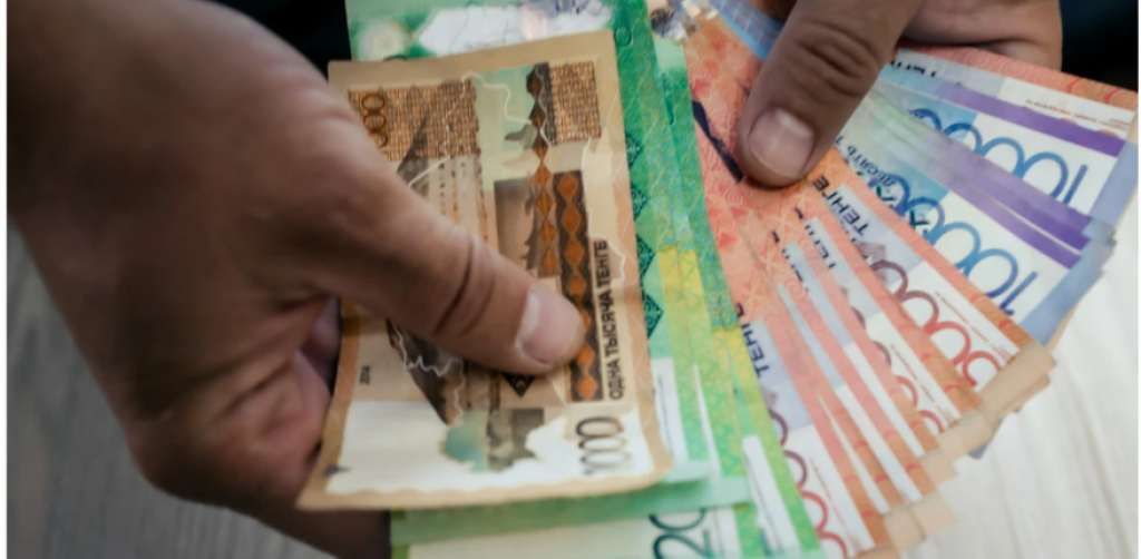 Многодетные семьи: какие пособия и выплаты положены в Казахстане