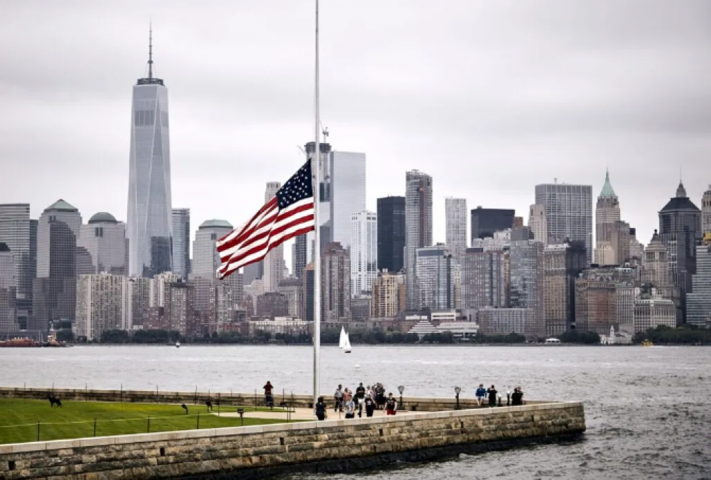 Сколько казахстанцы могут находиться в США по разным визам