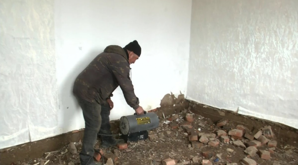 Сельчане в Карагандинской области возвращаются в свои дома после паводка